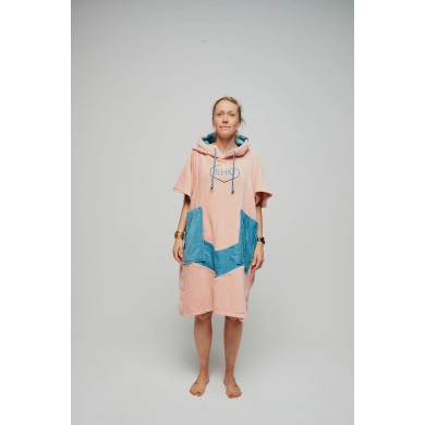 ALL-IN V Bumpy Femme Poncho