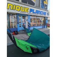 SLINGSHOT SST 2022/2023 9m Occasion