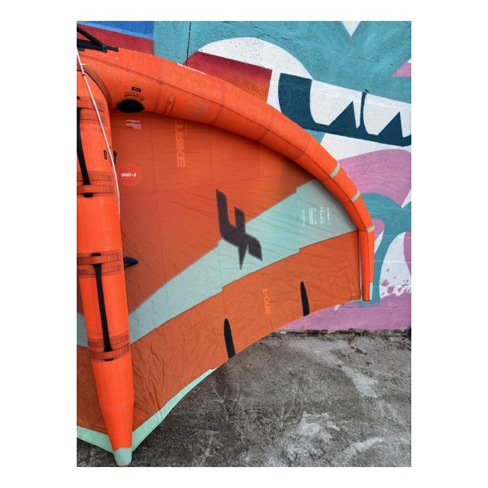 F-ONE Strike V4 5.0m² - Occasion