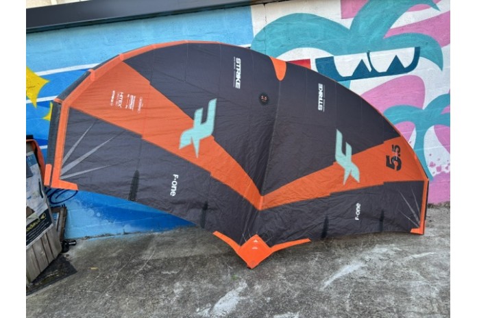 F-ONE Strike V4 5.5m² - Occasion
