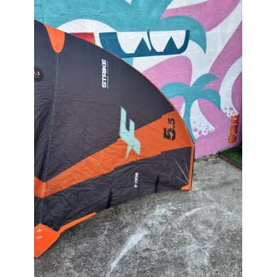 F-ONE Strike V4 5.5m² - Occasion