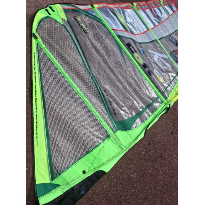 LOFT Sails Lip Wave 5.2m² Occasion LOFT Sails Lip Wave 5.2m² Occasion