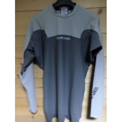 DAKINE covert snug fit LSL