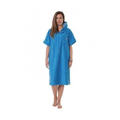 AFTER Essentials Ponchos
