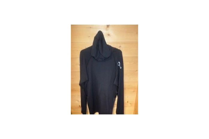 FCS lycra capuche hooded surf shirt